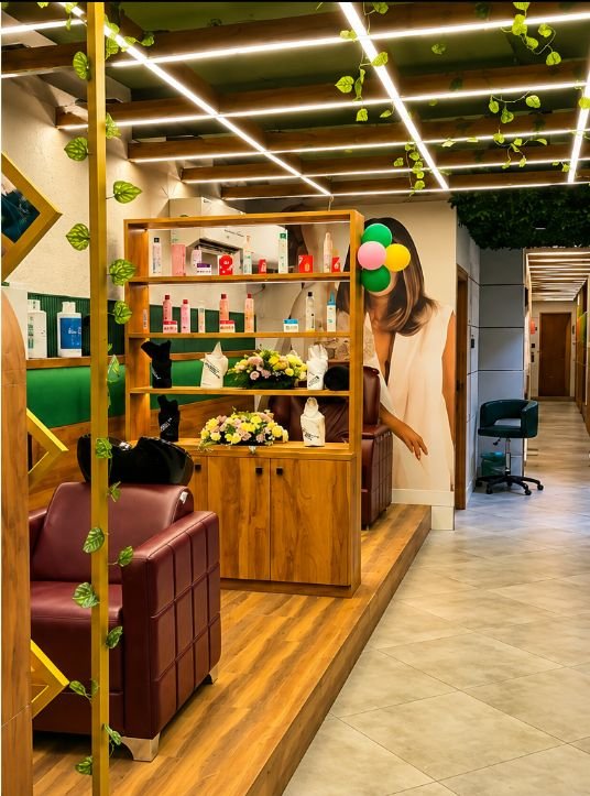 Product shelving and seating along the salon corridor